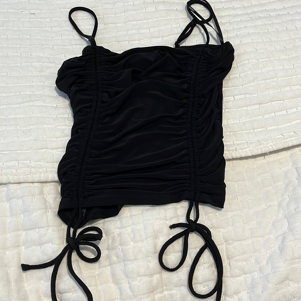 spaghetti strap crop top
